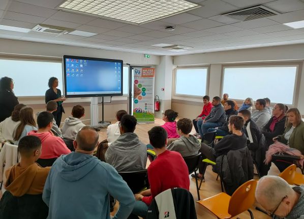 Association de l'économie sociale et solidaire les PEP 18
