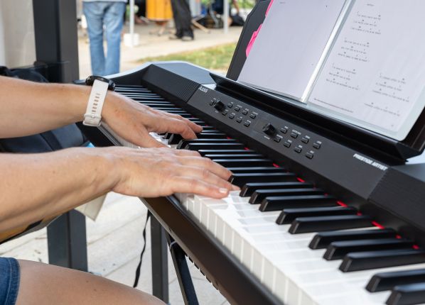 La nuit du handicap 2025 - un morceau au piano