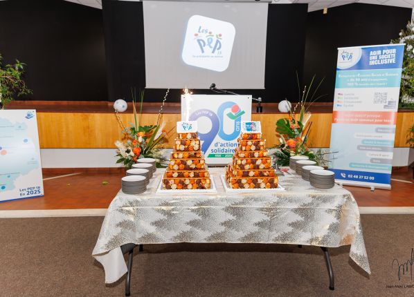 90ans pièce montée soirée de cloture