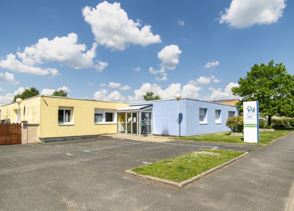 ESAT Entre Cher et Loire Vierzon - Vue de la rue