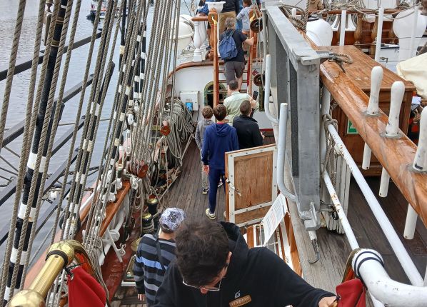 A bord du Belem, en visite avant le départ