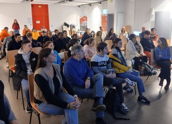 salle en conférence