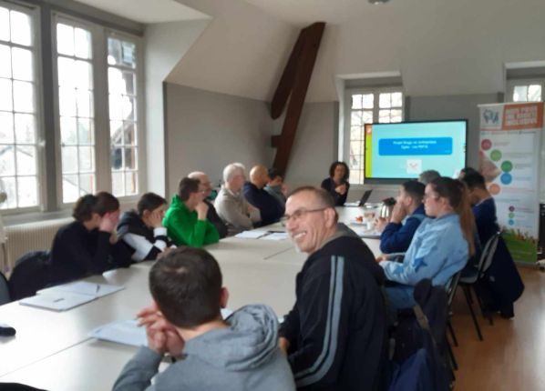 session travail association de PEP 18