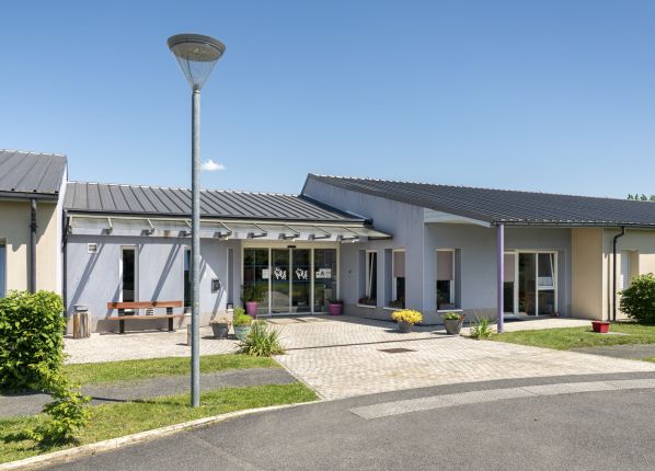 MARPAHVIE façade devant l'entrée